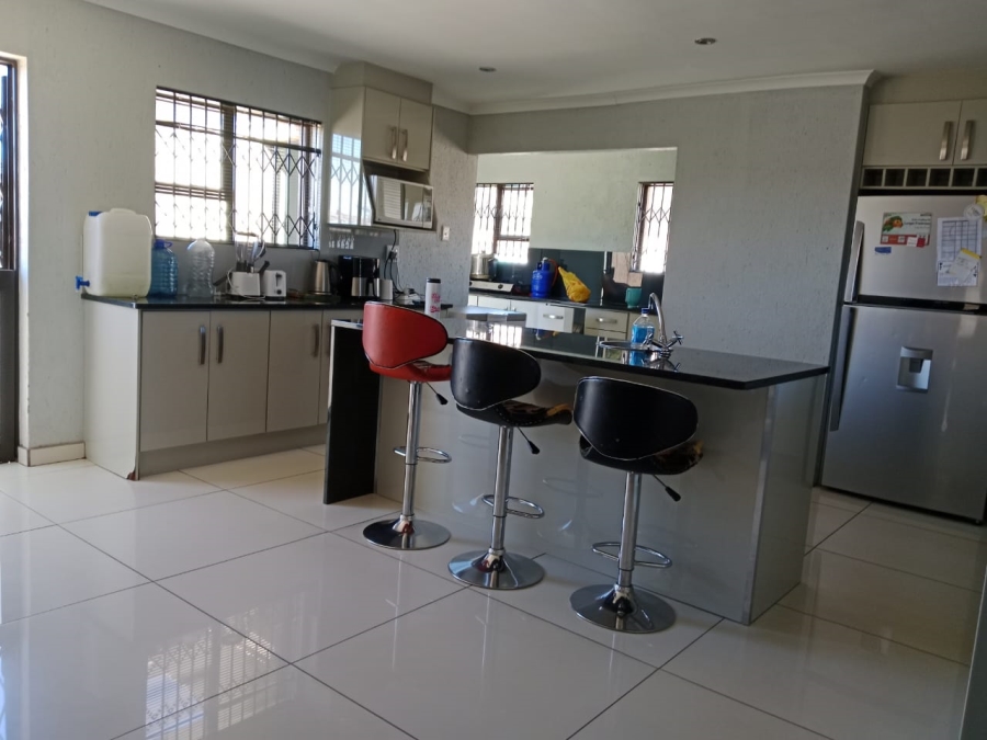 4 Bedroom Property for Sale in Kuruman Northern Cape